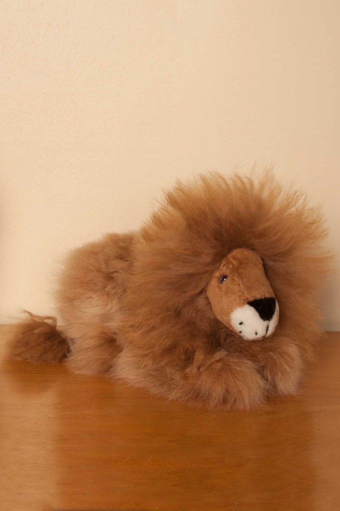 minomi lion doll